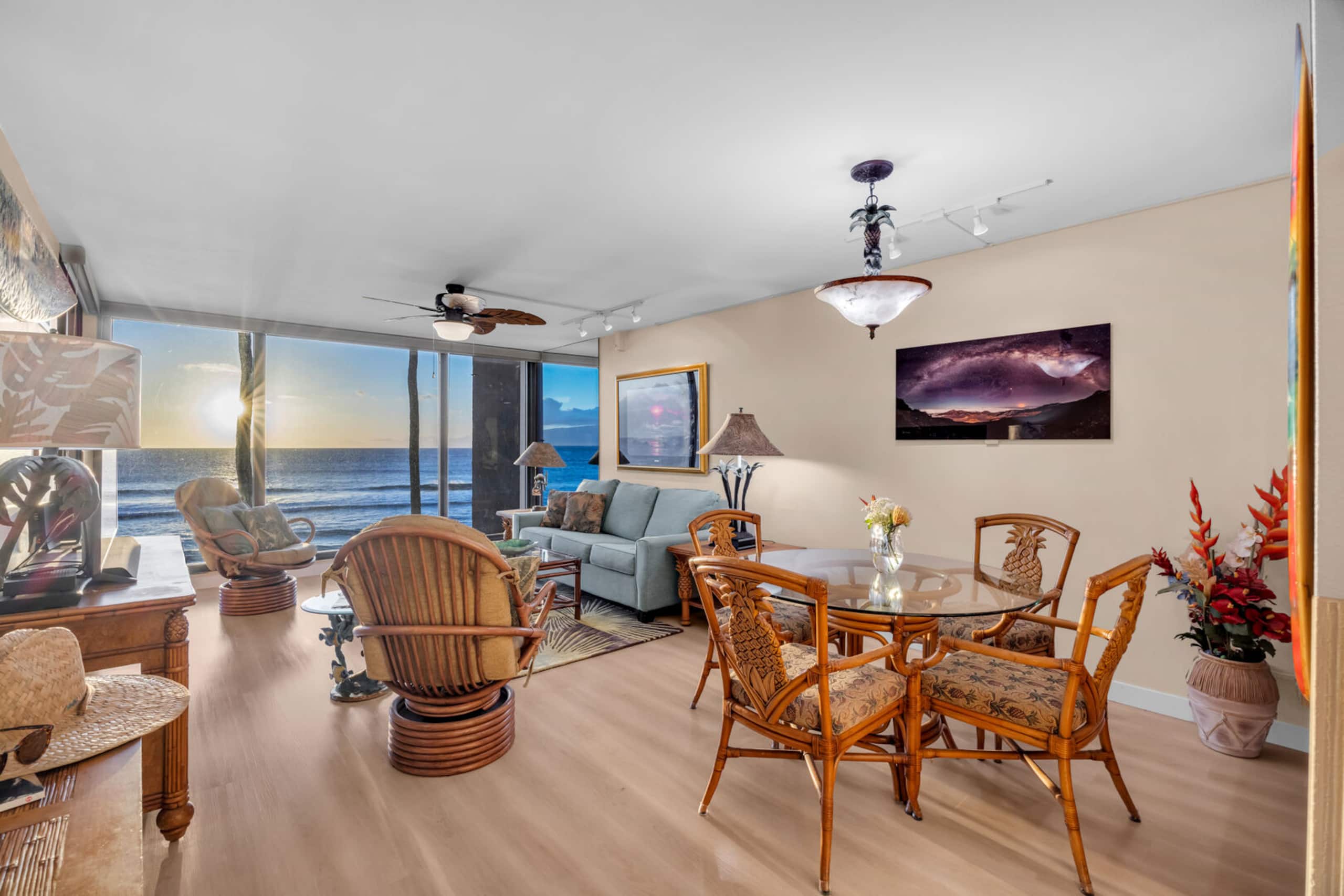 Condo in Lahaina · ★5.0 · 1 bedroom · 2 beds · 2 baths - Image 7