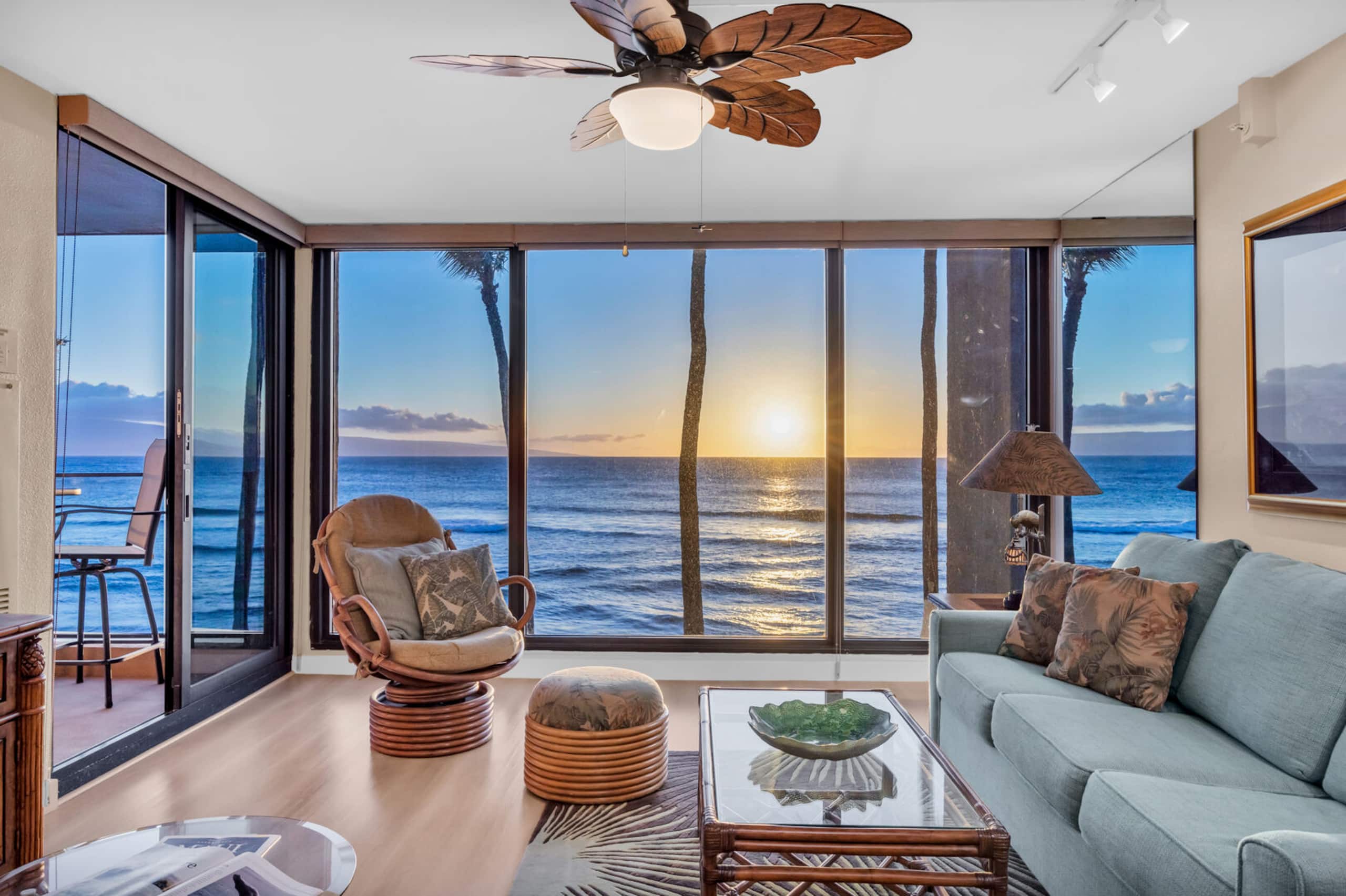 Condo in Lahaina · ★5.0 · 1 bedroom · 2 beds · 2 baths - Image 1