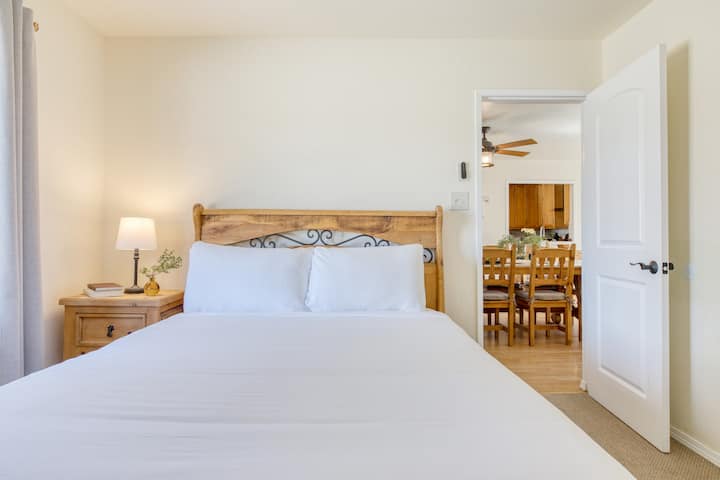 تضم غرفة النوم 3 سرير كوين.