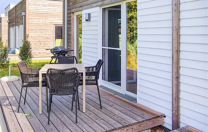 Cozy Home In Tossens With Sauna - Butjadingen