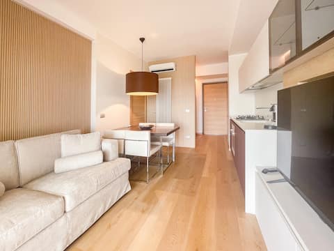 Homiday - Riviera Palace, Royal Trilocale