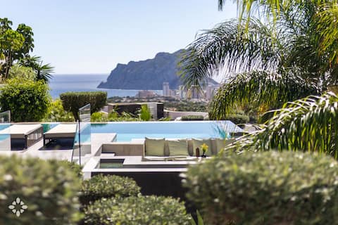 Villa Romeo by Abahana Luxe