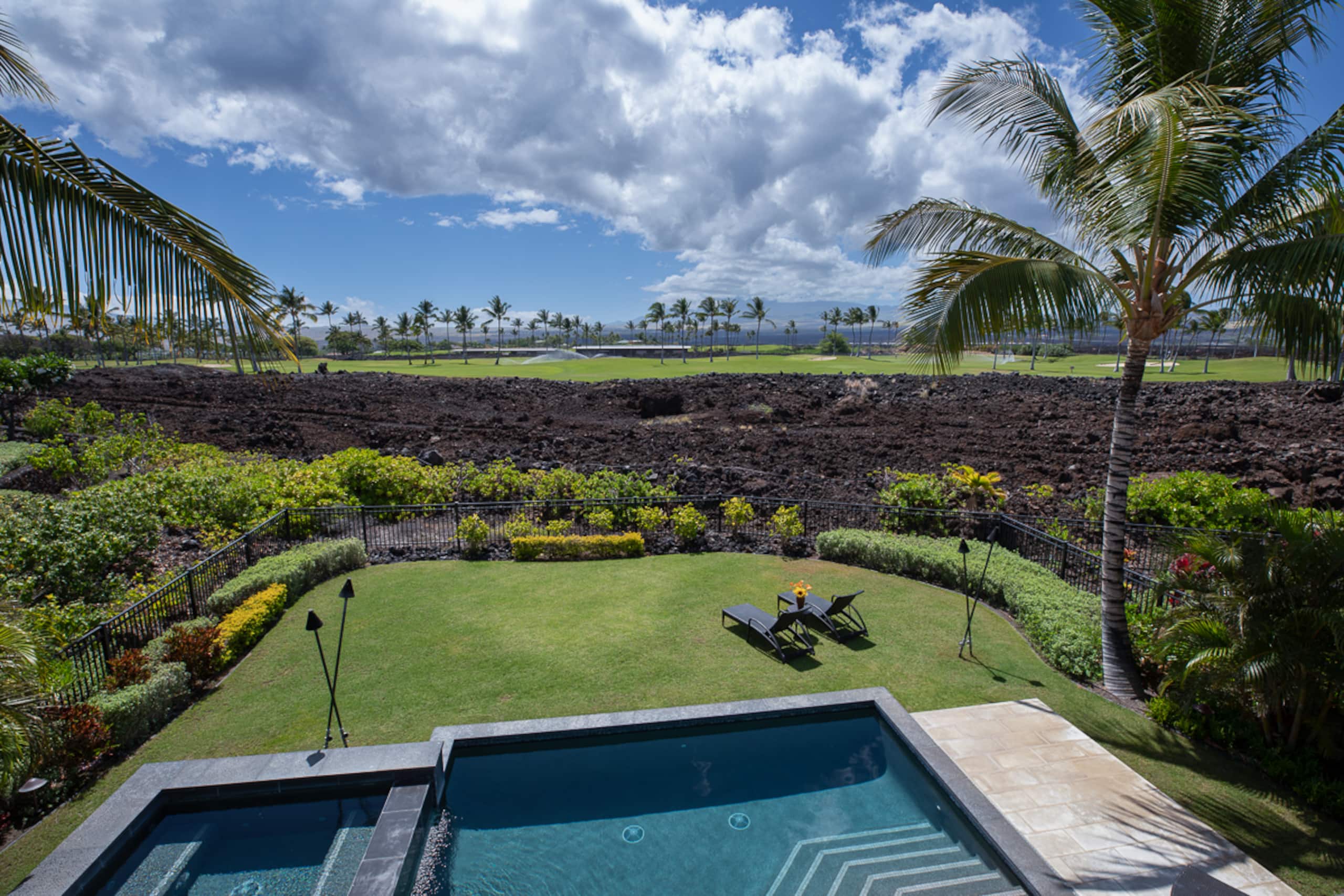 Home in Waimea · ★4.86 · 4 bedrooms · 5 beds · 4.5 baths - Image 43
