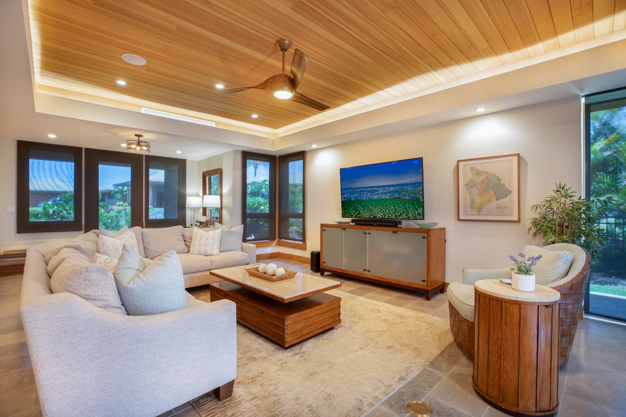 Home in Waimea · ★4.86 · 4 bedrooms · 5 beds · 4.5 baths - Image 11