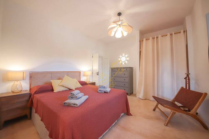 TD Trulli Chiara Tastefully Decorated with Pool gallery image 4