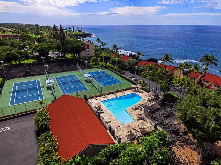 Keauhou Kona Surf & Racquet Club Townhouse#183 - Condominiums for