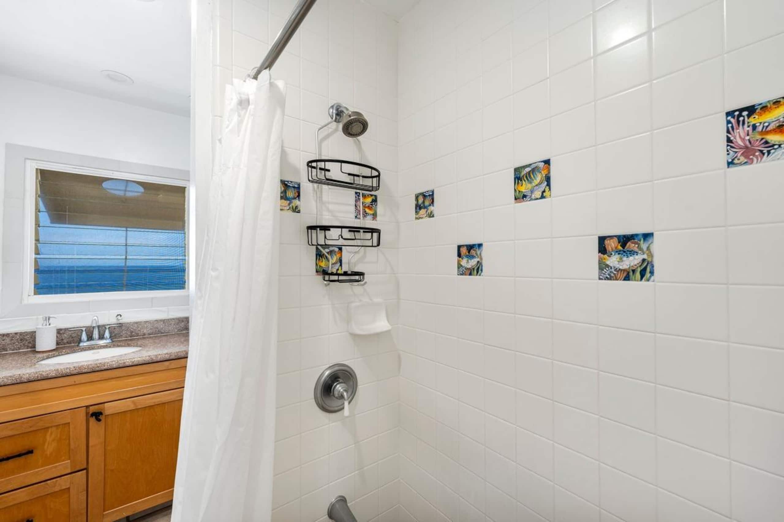 Condo in Kailua-Kona · ★4.75 · 2 bedrooms · 3 beds · 2 private baths - Image 14