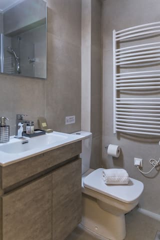 Cubes Living managed Airbnb listing 3