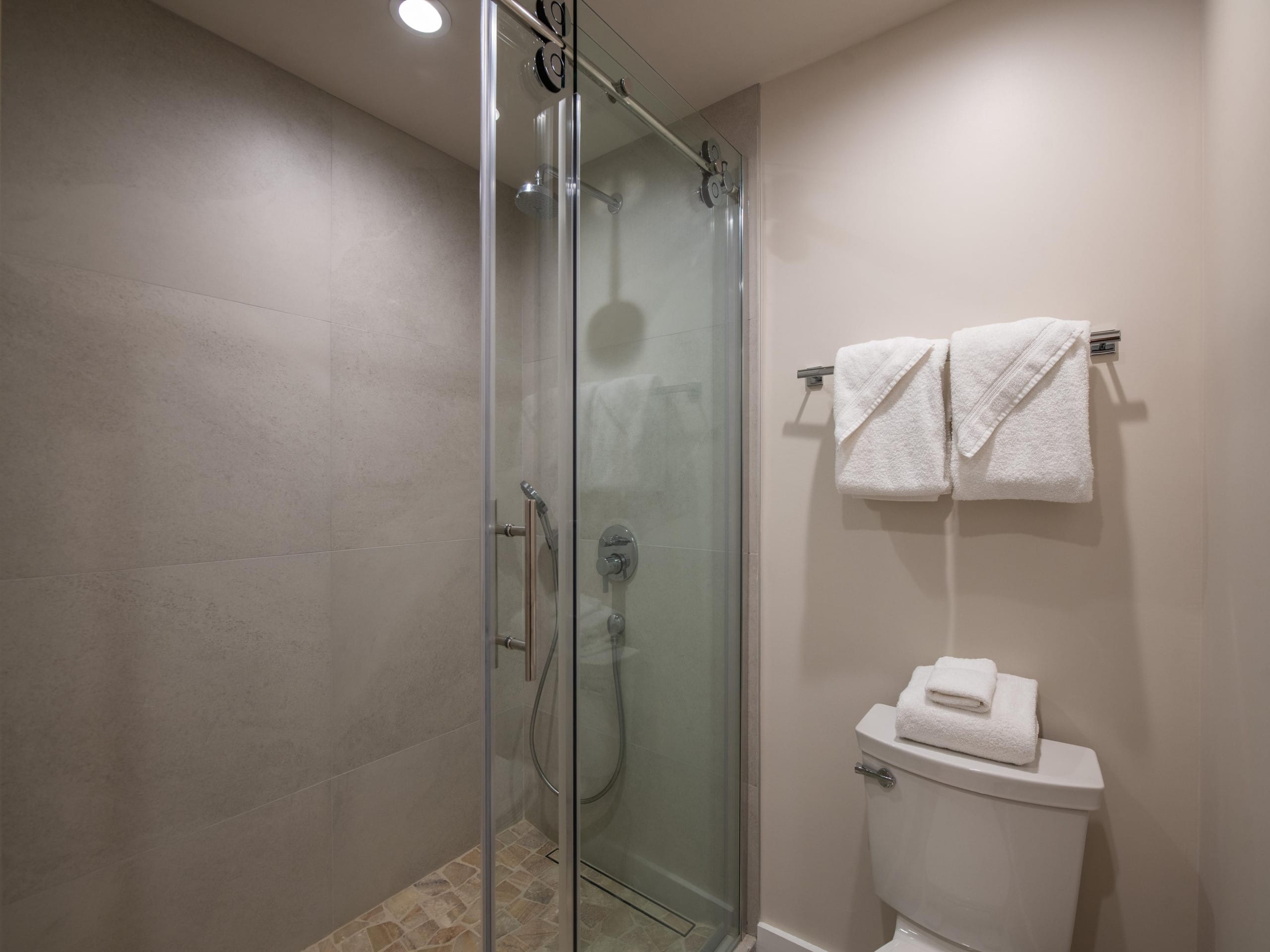 Condo in Lahaina · ★5.0 · 3 bedrooms · 4 beds · 2 baths - Image 13