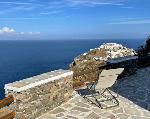 #HH10 Kastro view residence