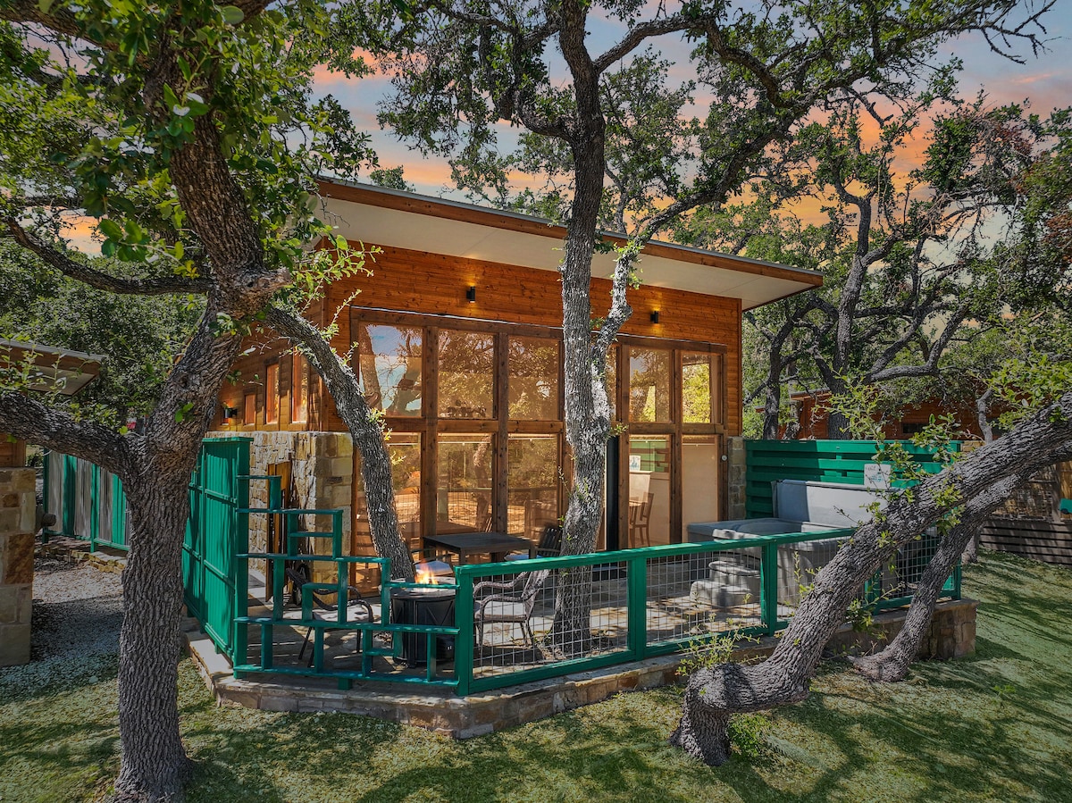 Windmill Ranch- Terra Casita #2 I Hot tub - Cabins for Rent in