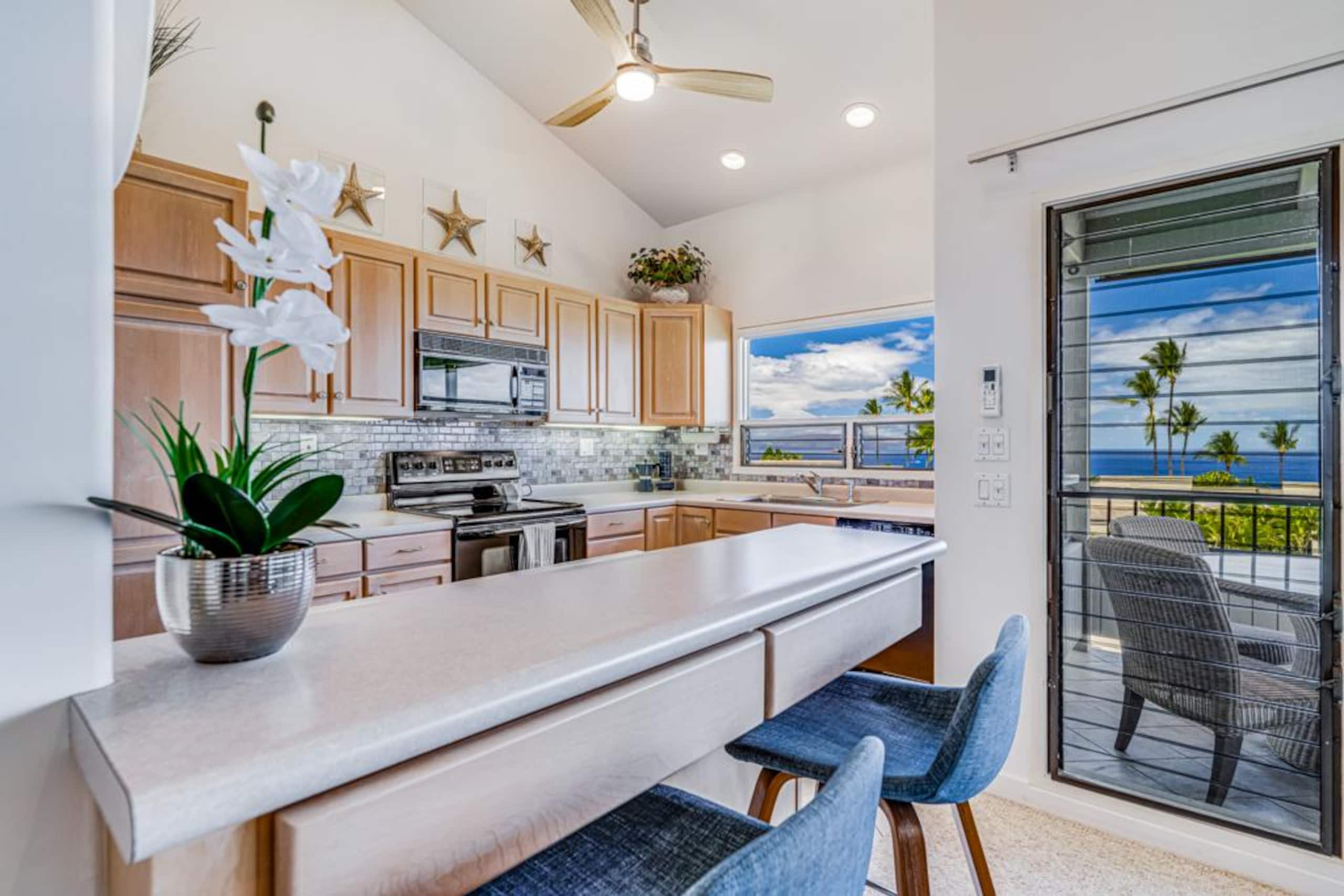 Condo in Kihei · ★4.82 · 2 bedrooms · 3 beds · 2 baths - Image 13