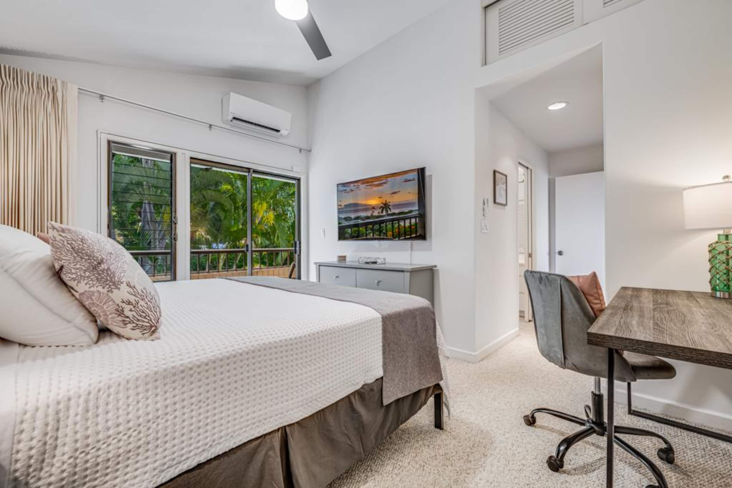 Condo in Kihei · ★4.82 · 2 bedrooms · 3 beds · 2 baths - Image 36