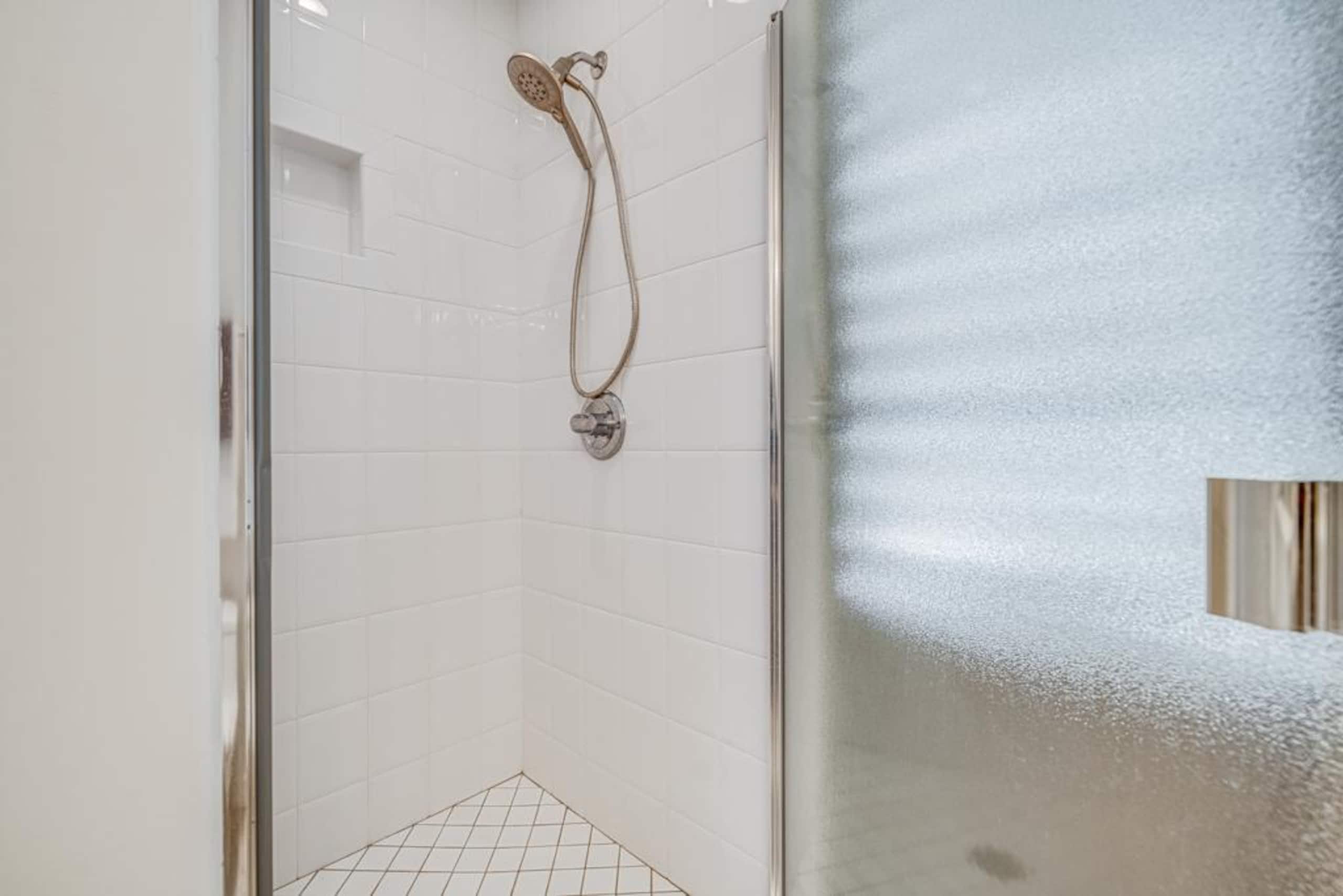 Condo in Kihei · ★4.82 · 2 bedrooms · 3 beds · 2 baths - Image 44