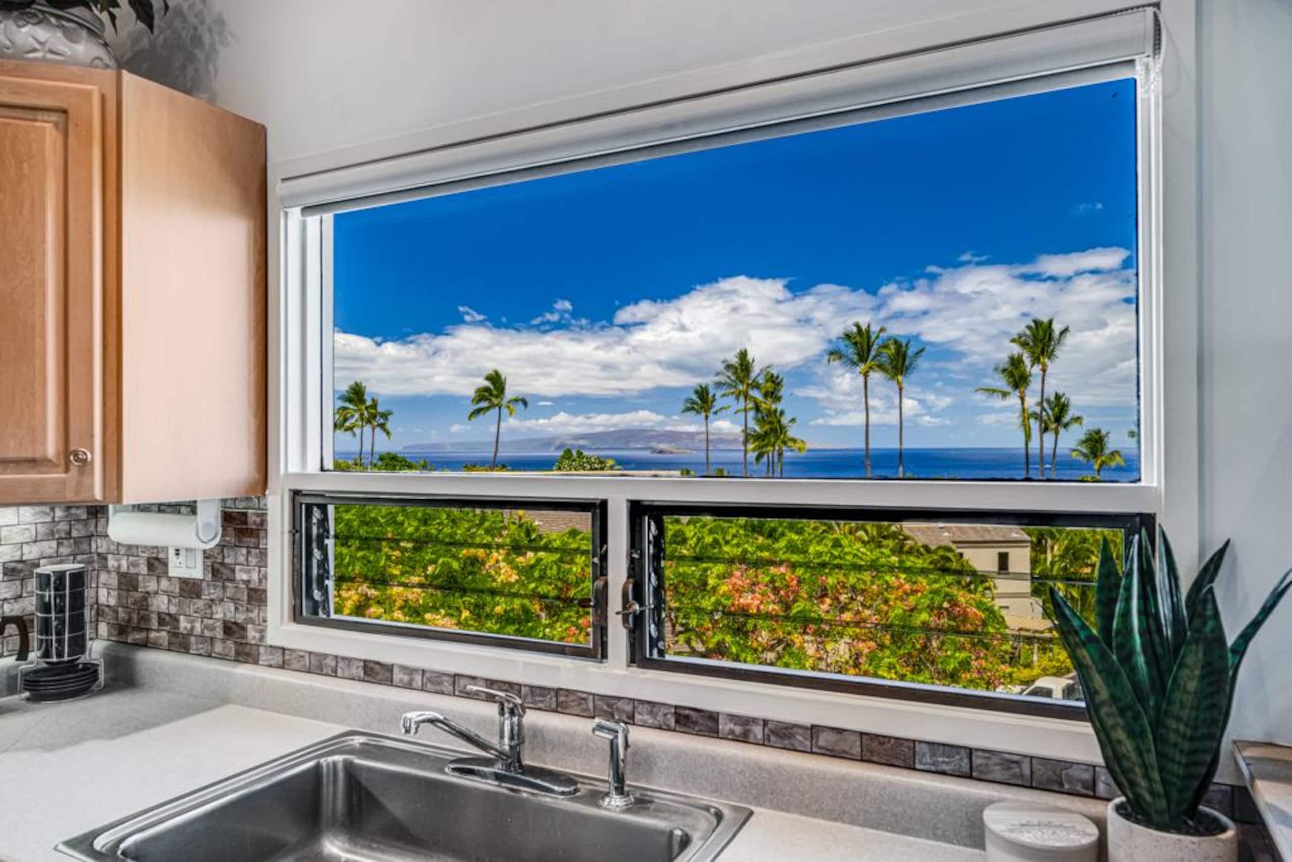 Condo in Kihei · ★4.82 · 2 bedrooms · 3 beds · 2 baths - Image 17