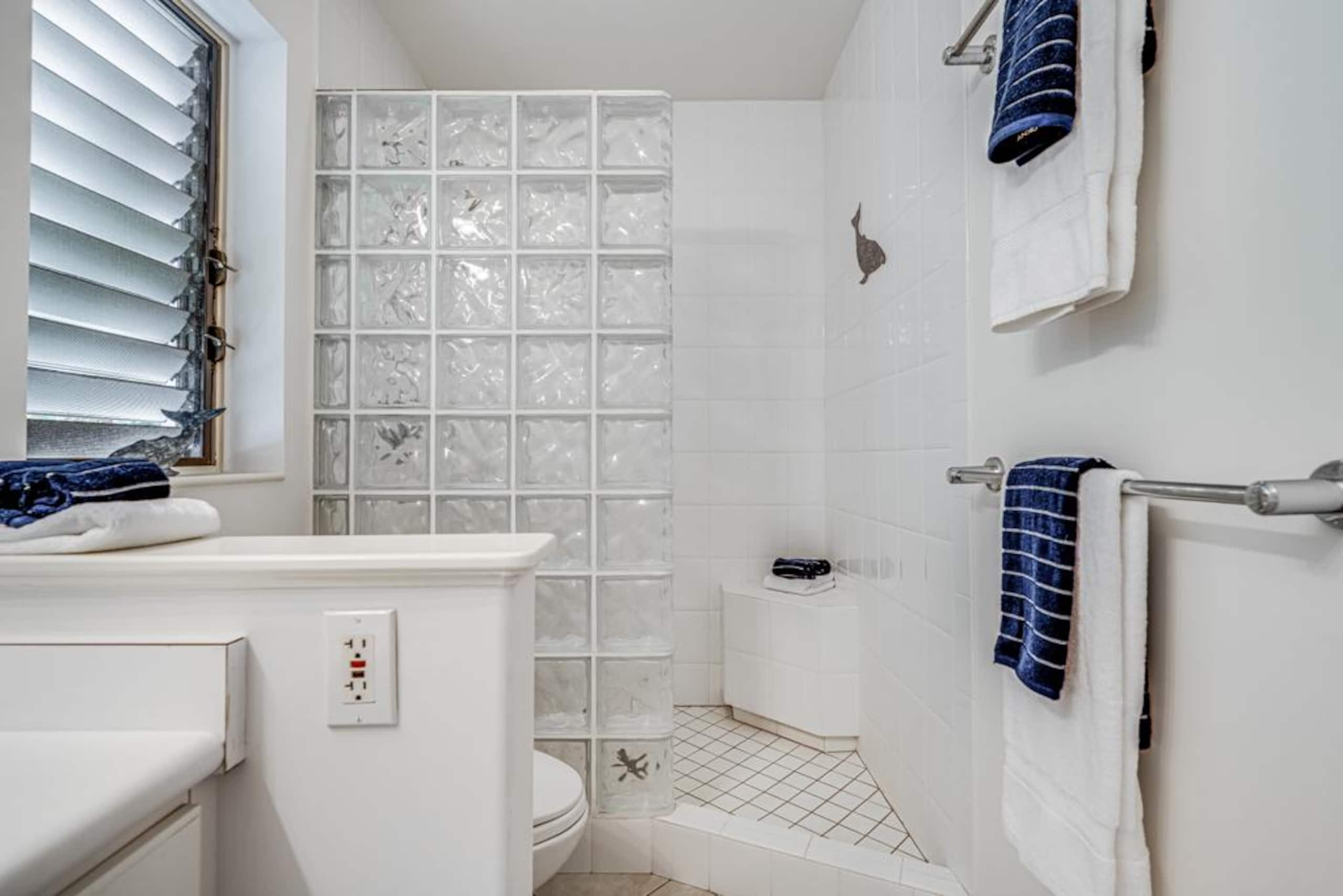 Condo in Kihei · ★4.82 · 2 bedrooms · 3 beds · 2 baths - Image 33