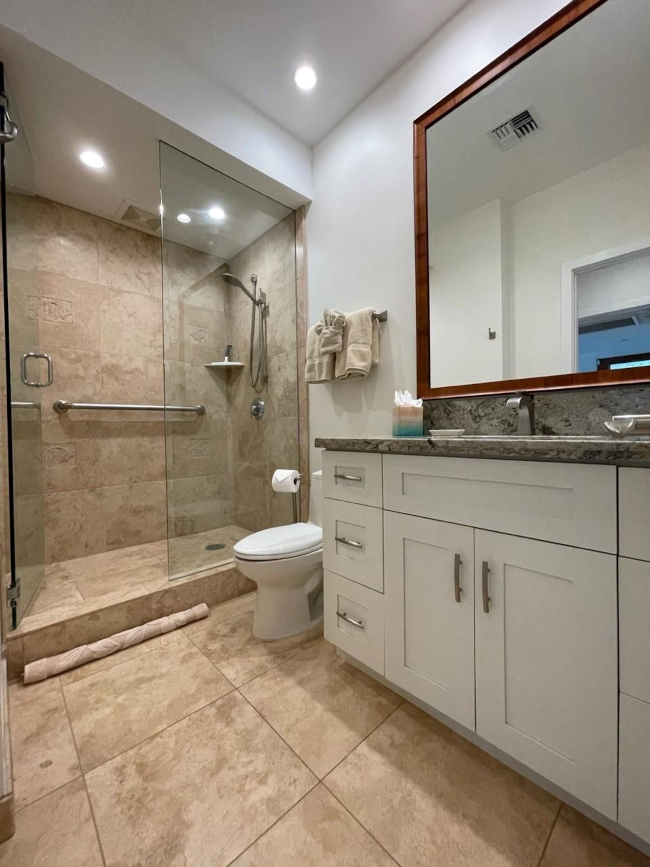 Condo in Kihei · ★5.0 · 2 bedrooms · 3 beds · 2 baths - Image 17