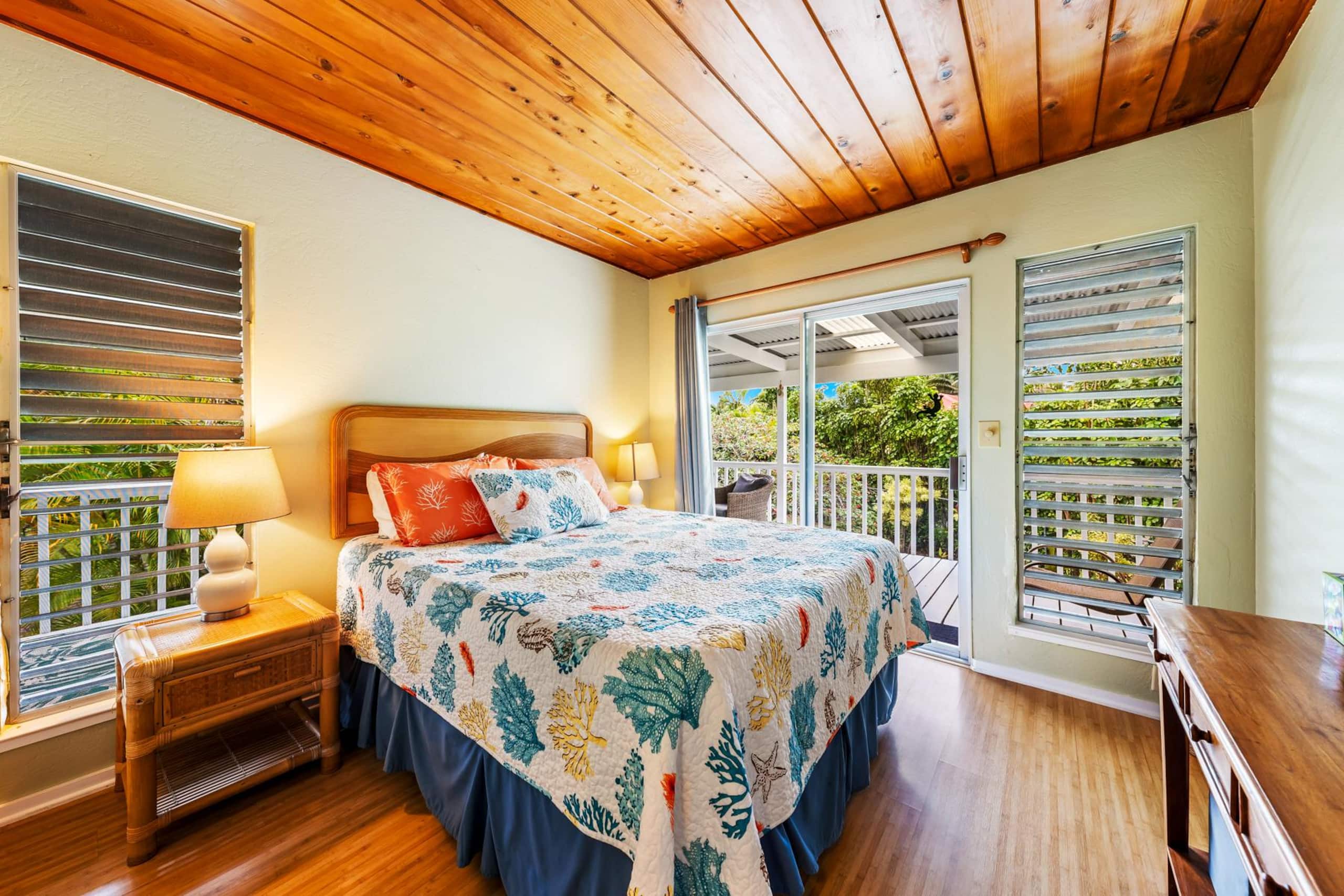 Home in Hanalei · ★4.84 · 2 bedrooms · 2 beds · 1.5 baths - Photo 14