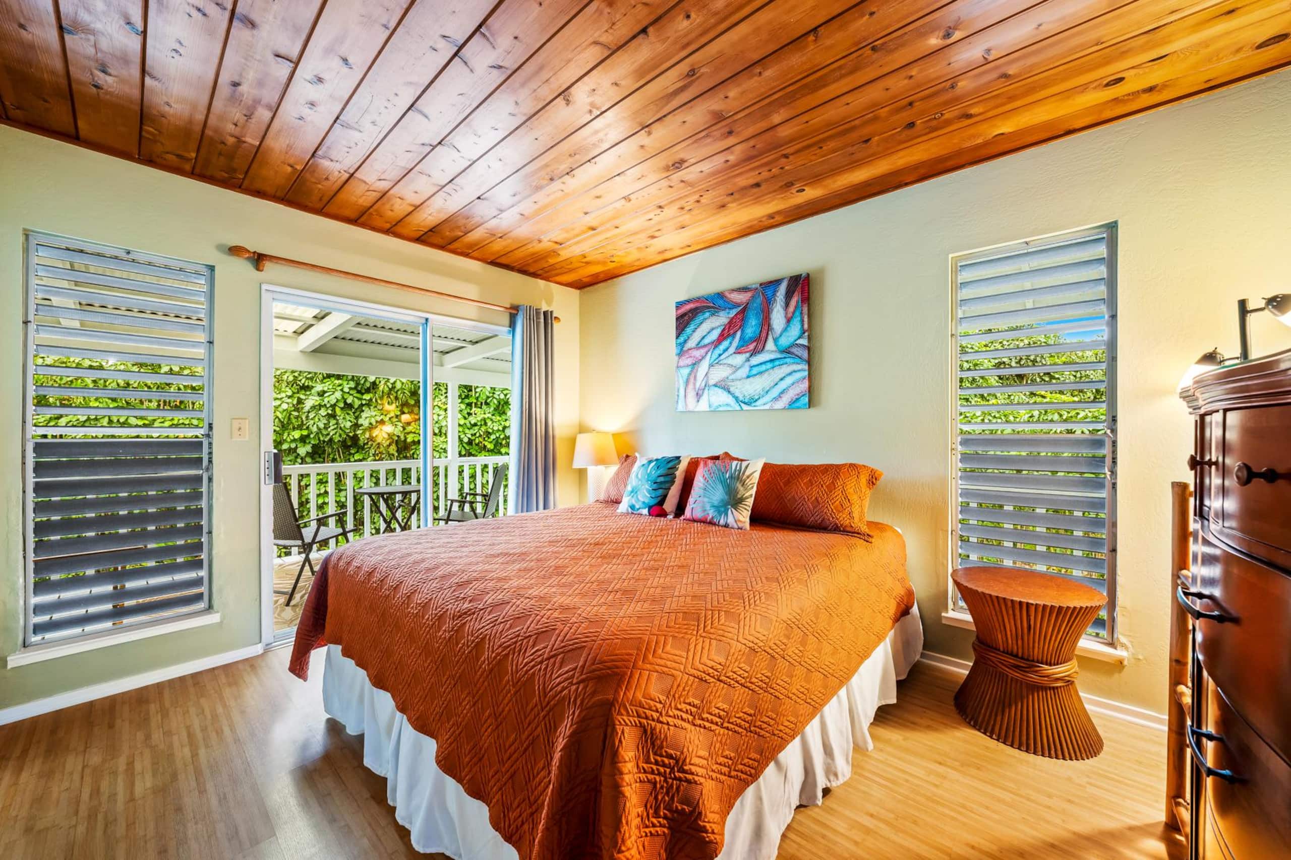 Home in Hanalei · ★4.84 · 2 bedrooms · 2 beds · 1.5 baths - Photo 10