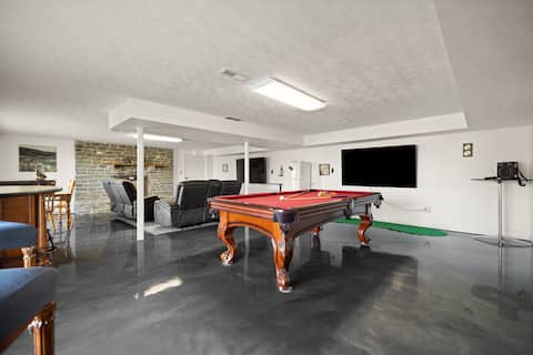 Lake Cumberland • Sleeps 16 • Mancave • Lake Views