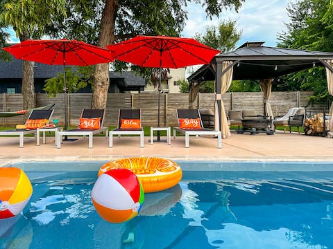 295 Steps To Silos| Pool (Heated)| 3 Min Baylor