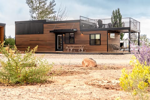 Capitol Casita - 2bed+loft and rooftop deck