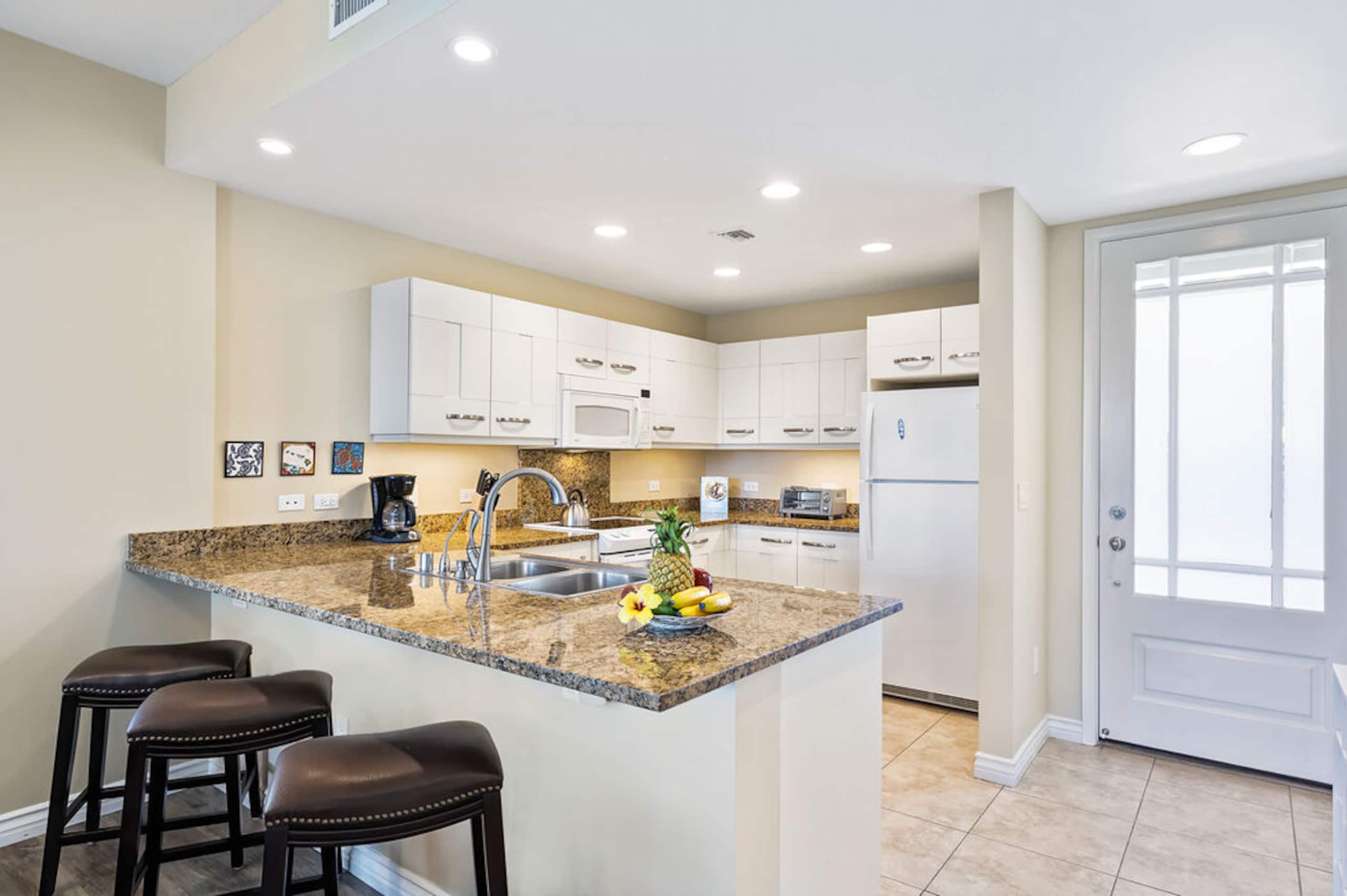 Townhouse in Kailua-Kona · ★5.0 · 3 bedrooms · 3 beds · 3 baths - Image 9
