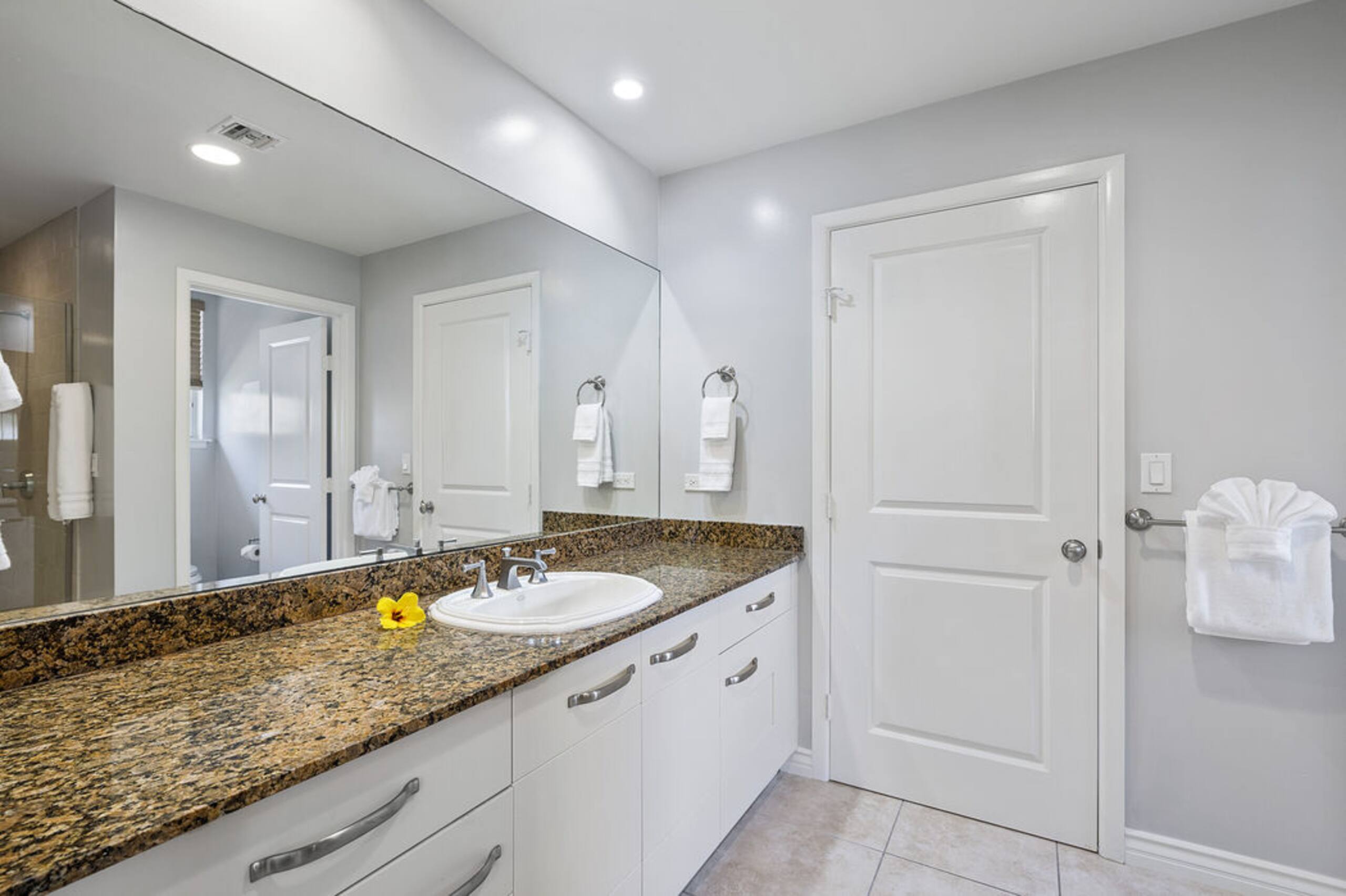Townhouse in Kailua-Kona · ★5.0 · 3 bedrooms · 3 beds · 3 baths - Image 26
