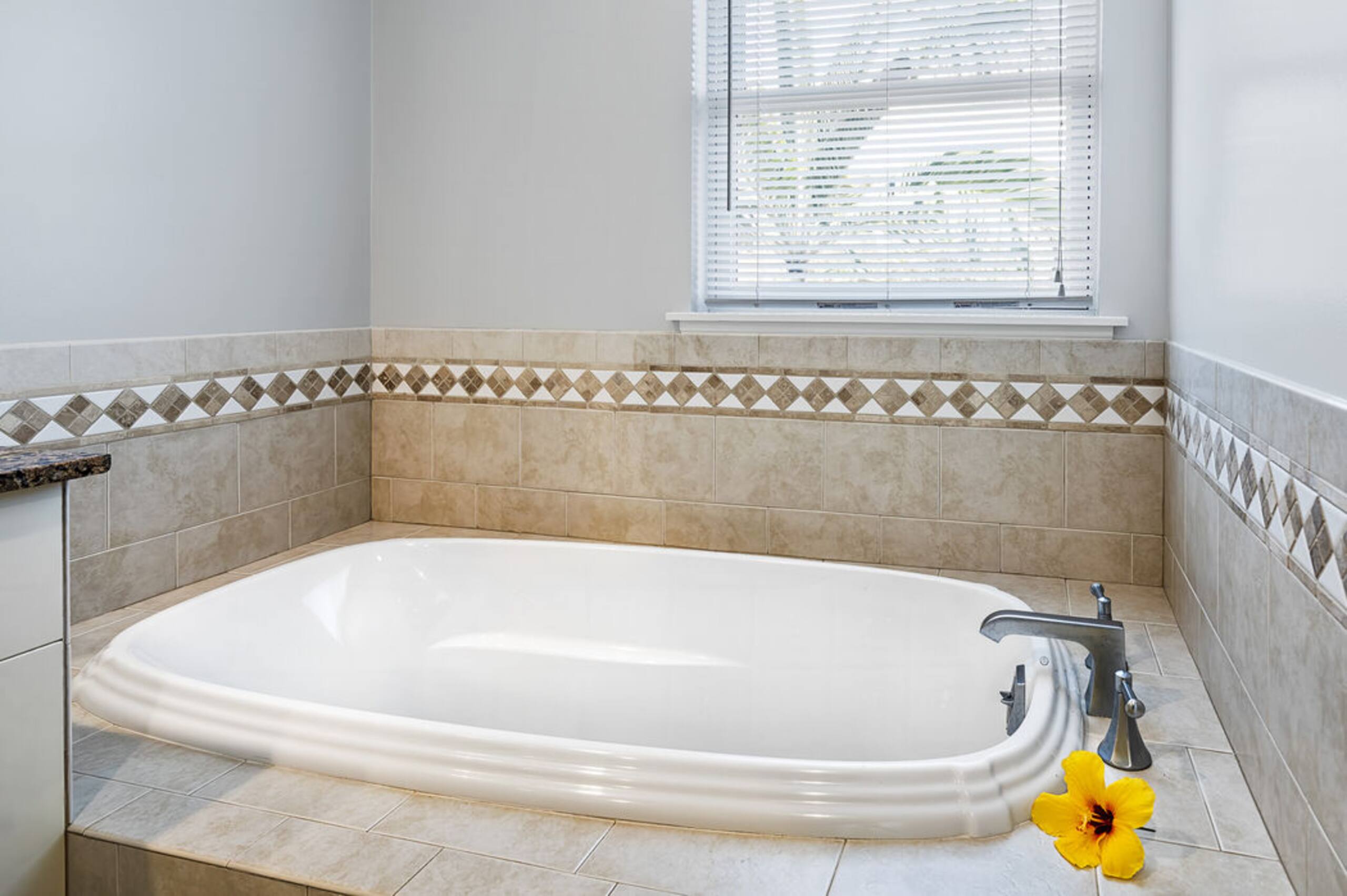 Townhouse in Kailua-Kona · ★5.0 · 3 bedrooms · 3 beds · 3 baths - Image 20