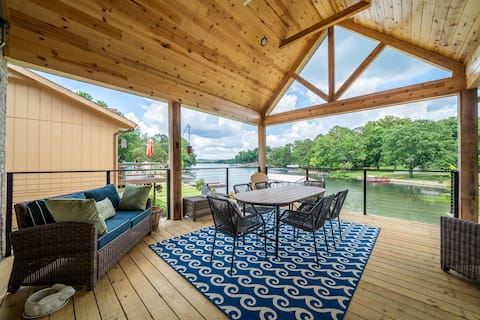 T-bird Lakefront Luxury | New Home | Sleeps 16
