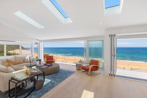 Loulou Beach House Luxe – Beachfront Gem