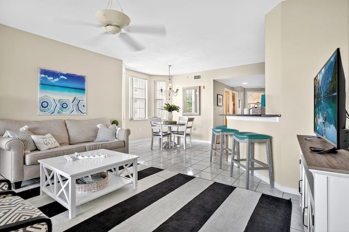 Beach Access, Heated Pool, Fully Equipped, Cable - Fort Myers Beach, FL