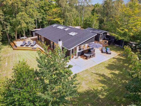 "Heidel" - 1.1km from the sea by Interhome