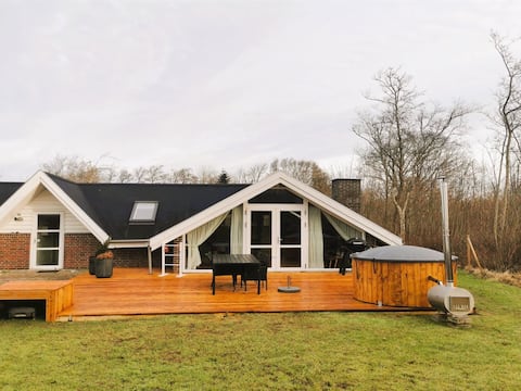 "Anu" - 300m to the fjord by Interhome