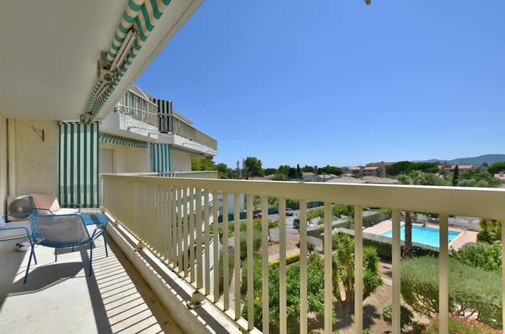 Lumineux Appartement Avec Vue Dégagée - Fréjus