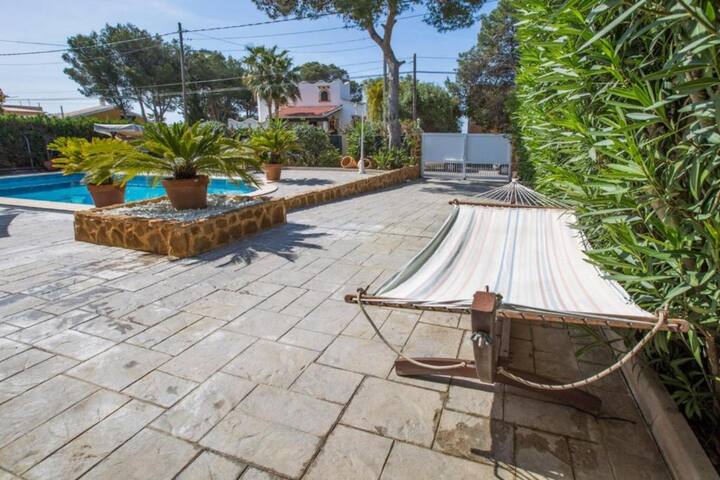 Can Navarro gallery image 5