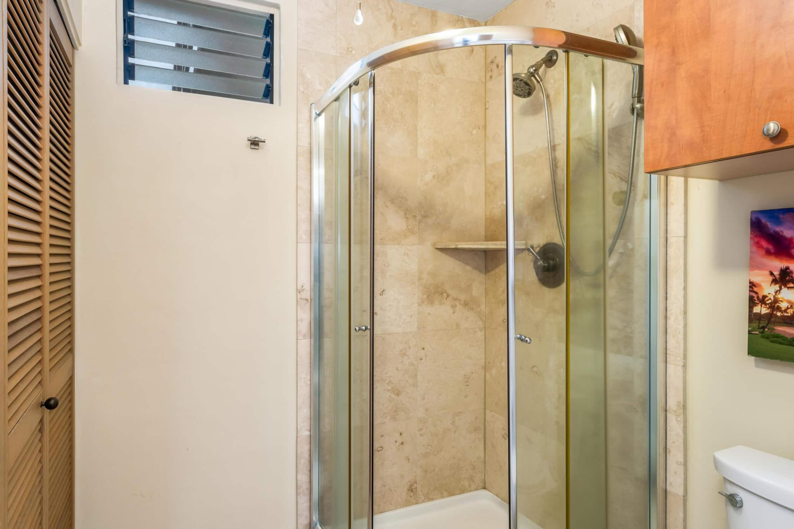 Condo in Kailua-Kona · ★4.71 · 2 bedrooms · 2 beds · 2 shared baths - Image 23