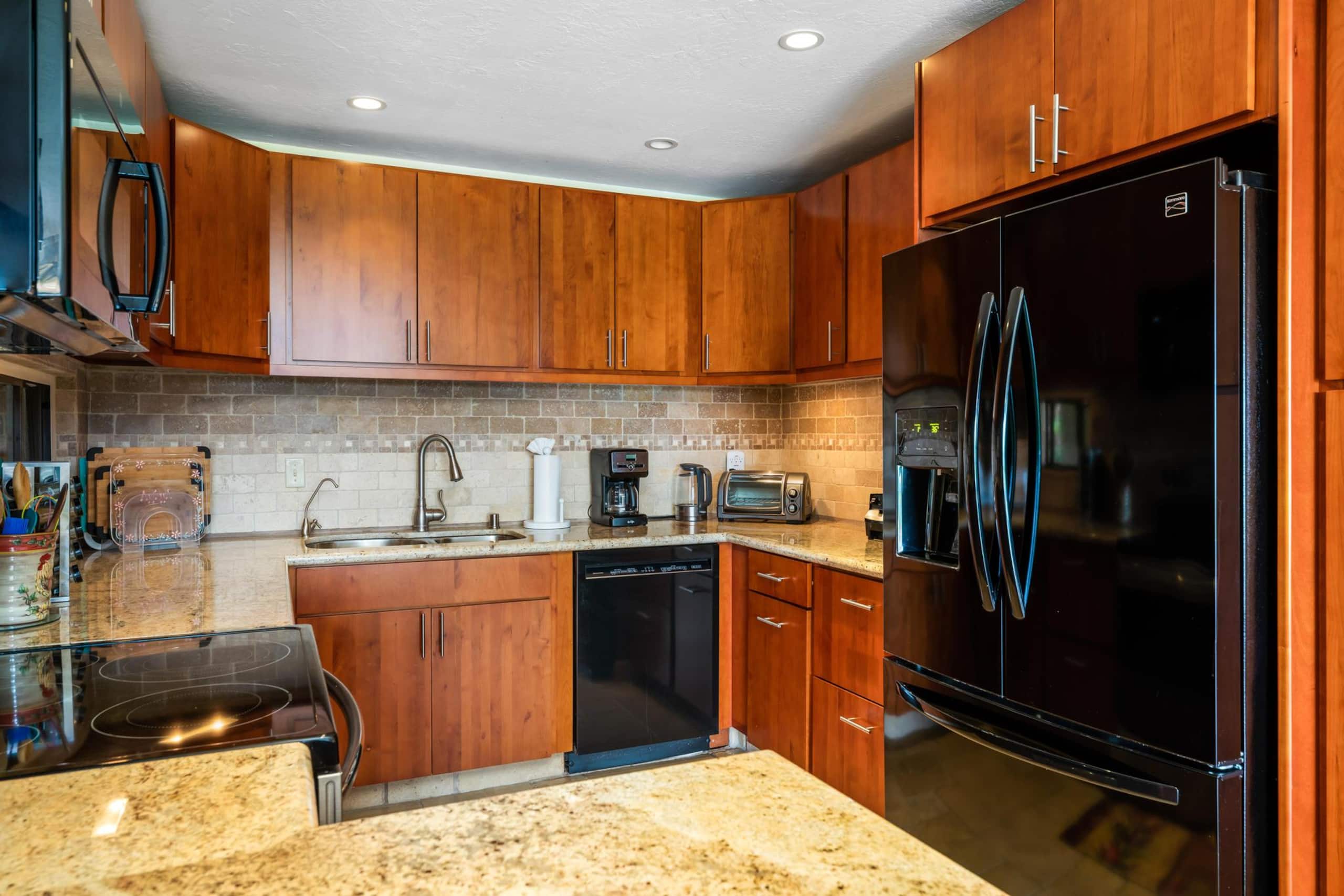 Condo in Kailua-Kona · ★4.71 · 2 bedrooms · 2 beds · 2 shared baths - Image 29