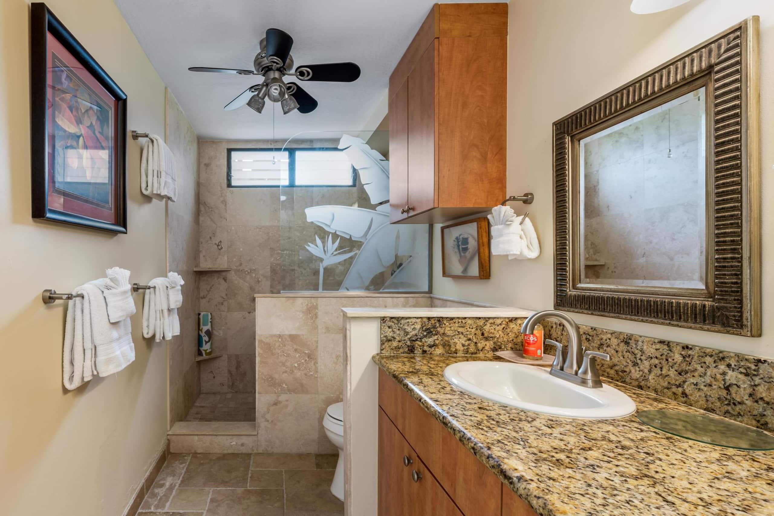 Condo in Kailua-Kona · ★4.71 · 2 bedrooms · 2 beds · 2 shared baths - Image 14