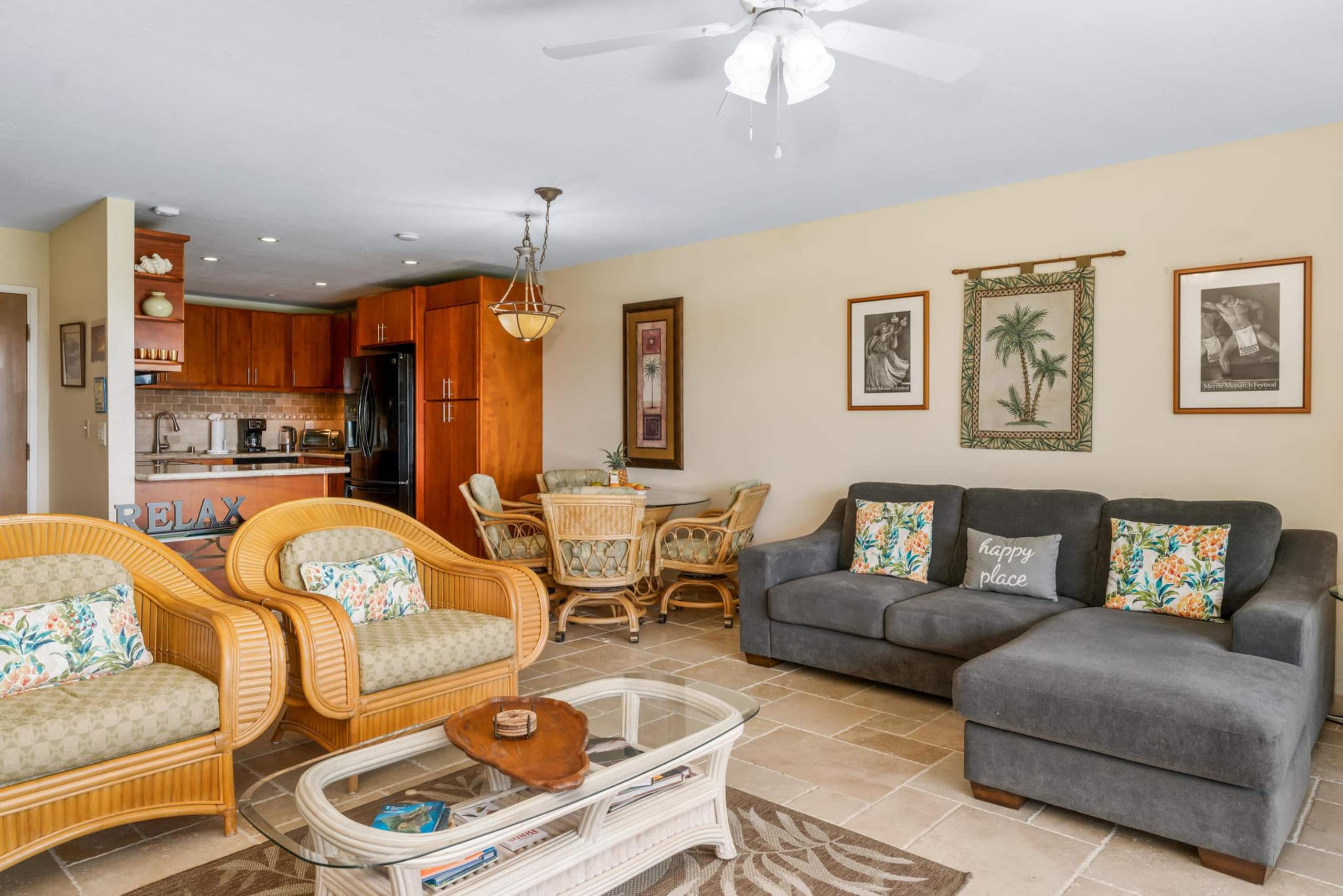 Condo in Kailua-Kona · ★4.71 · 2 bedrooms · 2 beds · 2 shared baths - Image 4