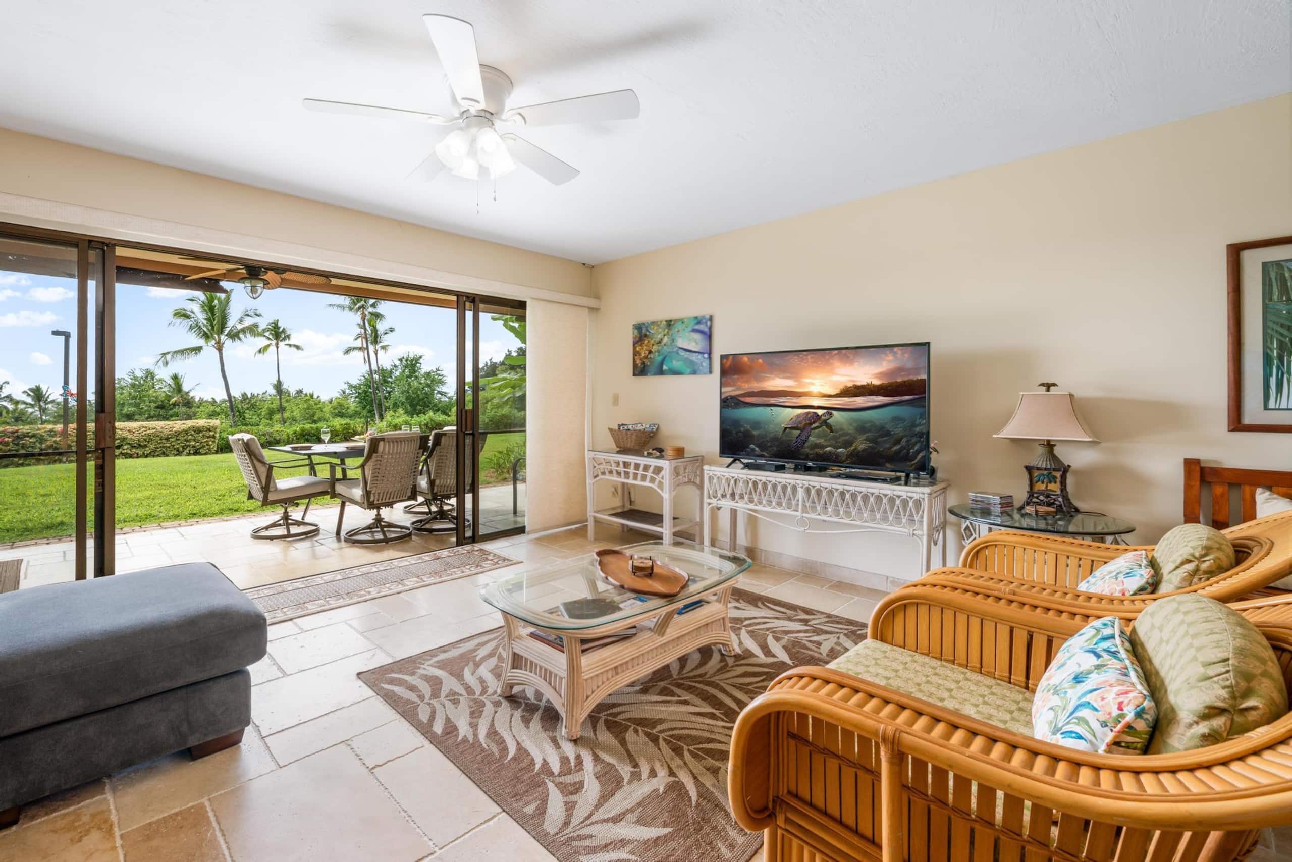 Condo in Kailua-Kona · ★4.71 · 2 bedrooms · 2 beds · 2 shared baths - Image 1