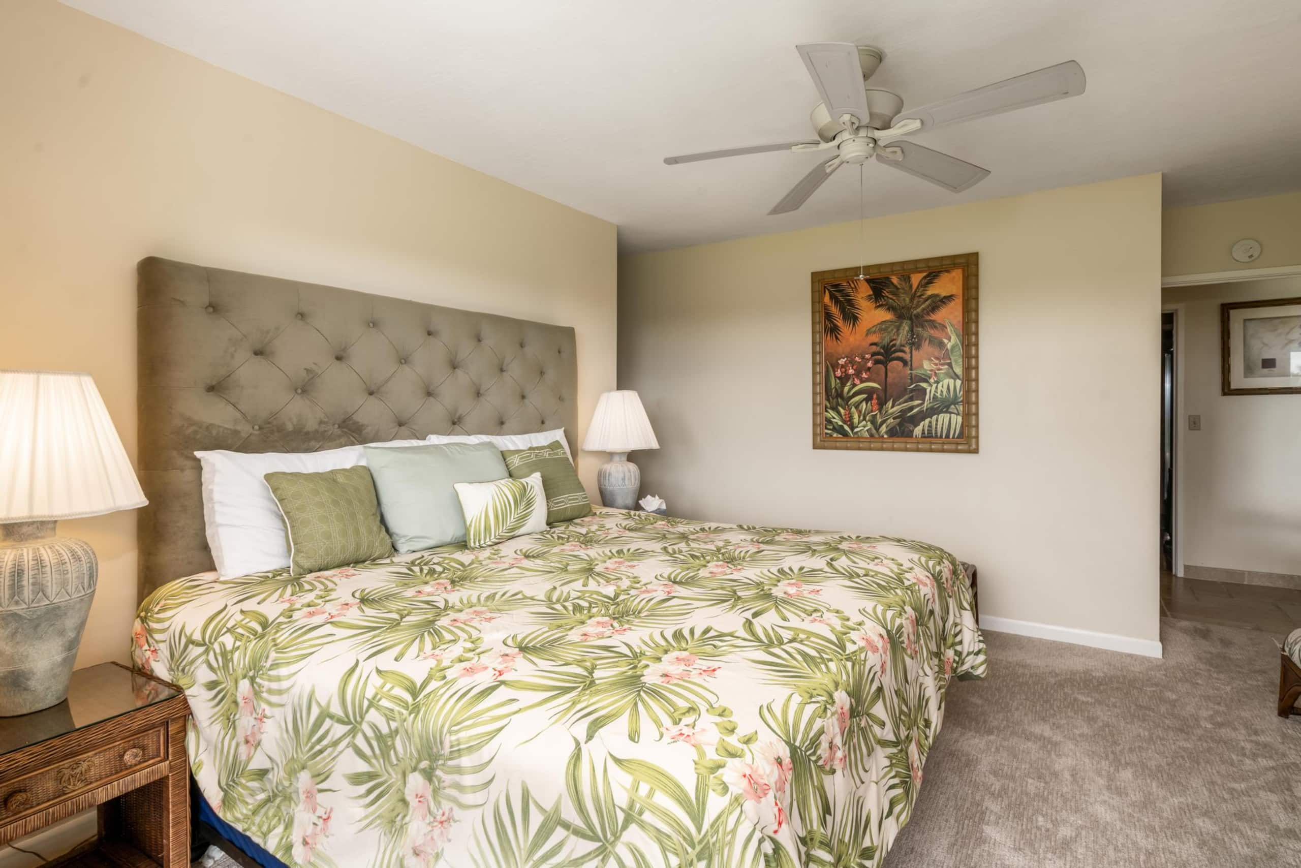 Condo in Kailua-Kona · ★4.71 · 2 bedrooms · 2 beds · 2 shared baths - Image 12