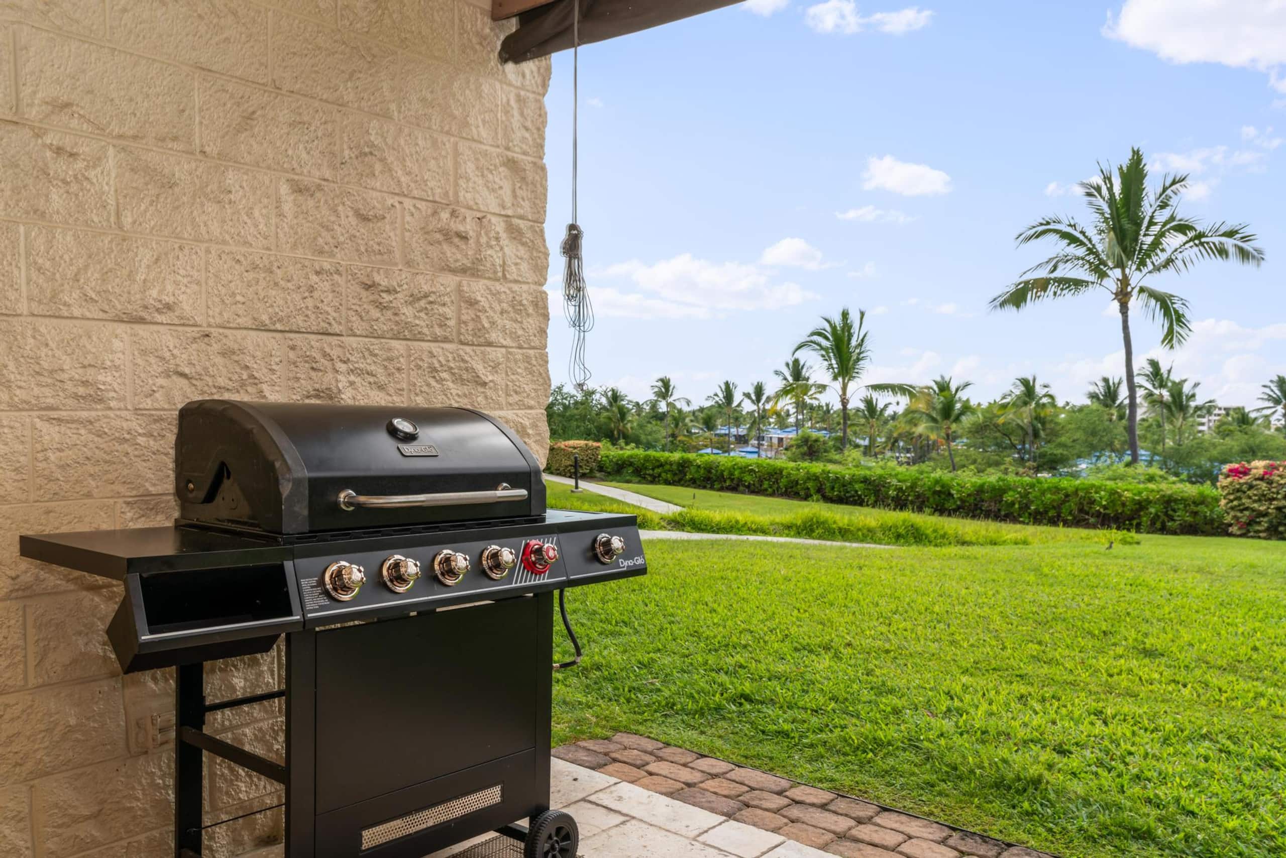 Condo in Kailua-Kona · ★4.71 · 2 bedrooms · 2 beds · 2 shared baths - Image 35