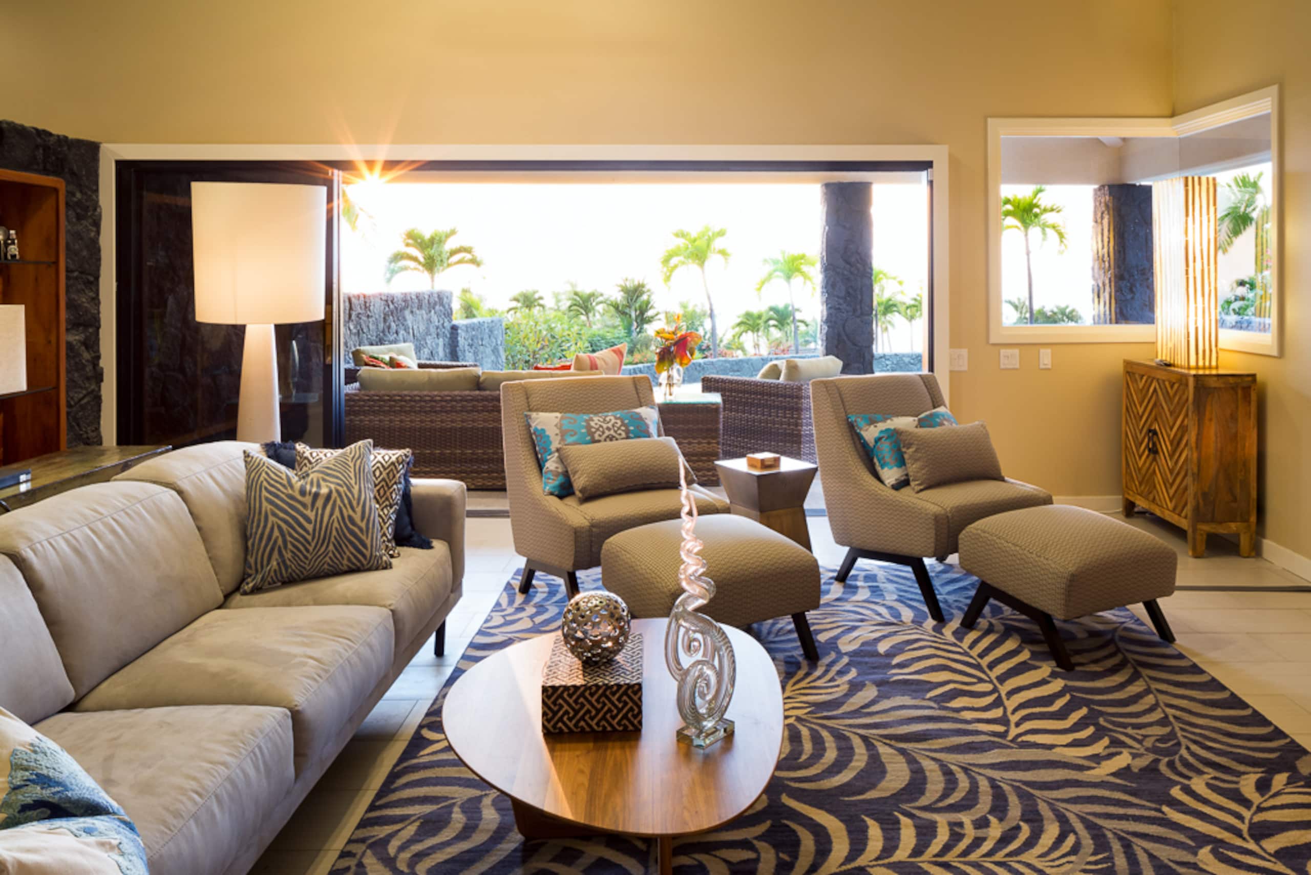 Home in Kailua-Kona · ★4.53 · 5 bedrooms · 7 beds · 3.5 private baths - Image 9