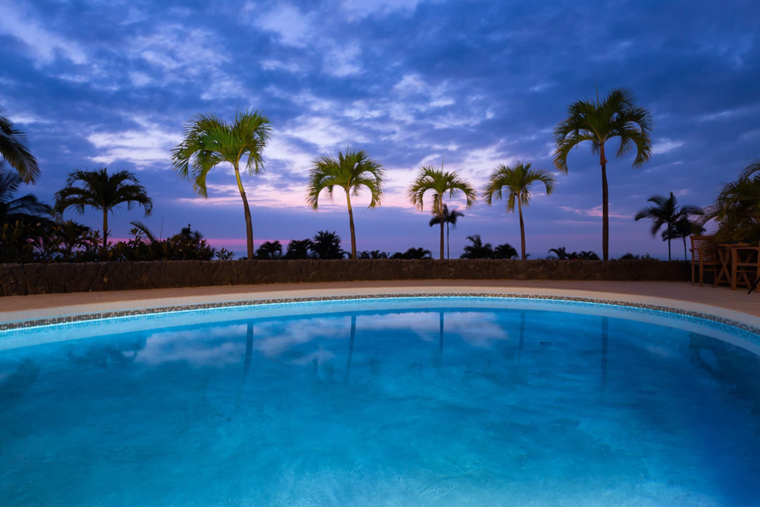 Home in Kailua-Kona · ★4.53 · 5 bedrooms · 7 beds · 3.5 private baths - Image 39