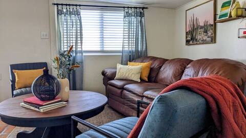 Quiet & Unique 2BR on Winery Row The Elgin Project