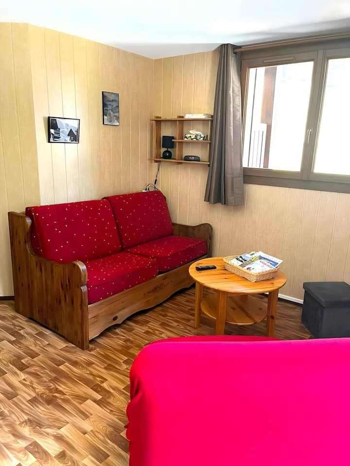 მისაღები ოთახი