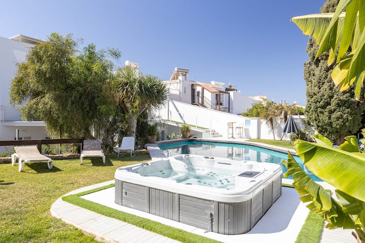Sai Gayatri - Nerja