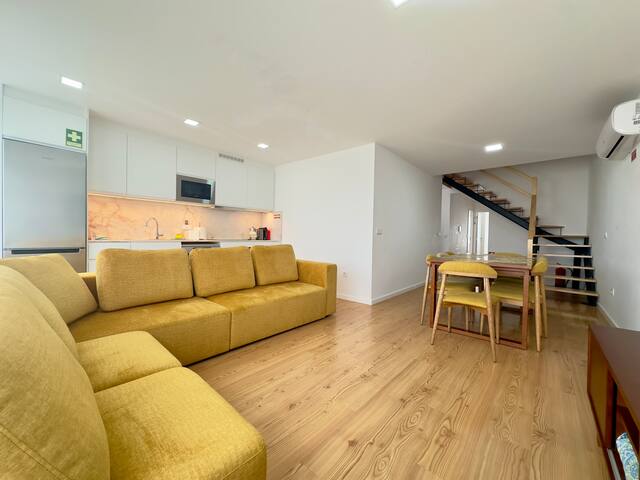 Vibrant Porto Apartments 4 Bed Apartment