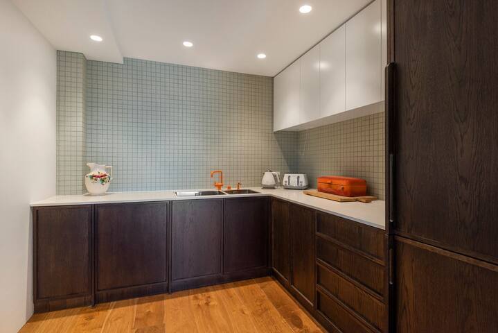 The Lookout by Palm Beach Holiday Rentals gallery image 4